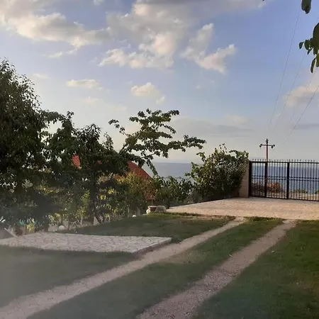 Pensión Balliu Pogradec