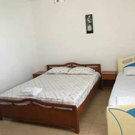 Balliu Pensión Pogradec